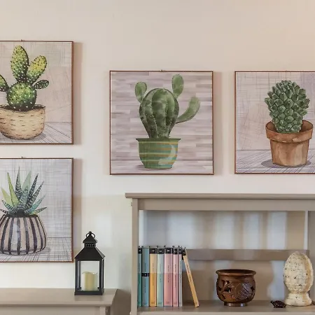 Charm In Villanova Apartment *